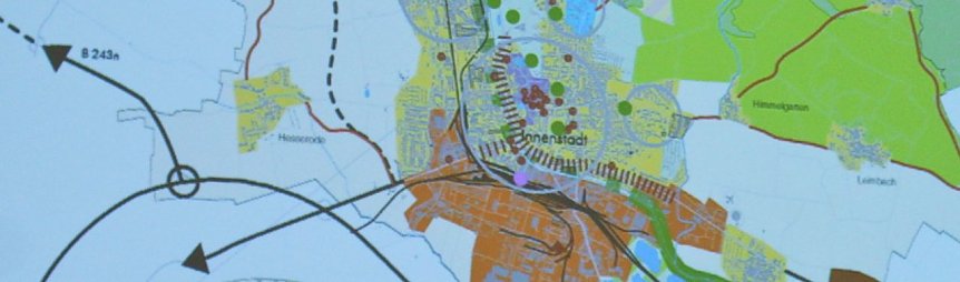 Bild: Endlich fertig: das "Integrierte Stadtentwicklungskonzept" f&uuml;r das Jahr 2030