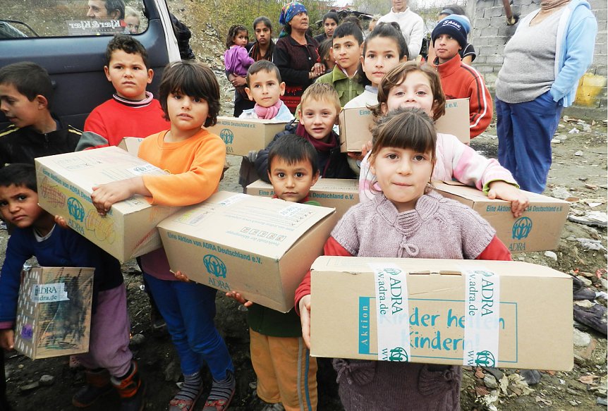 Bild: Im vergangenen Jahr wurden Pakete nach Albanien geschickt