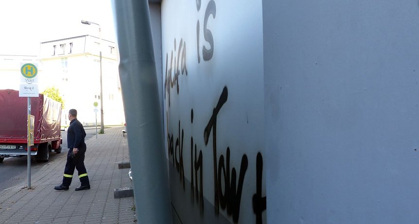Bild: Beschmierte Fassade