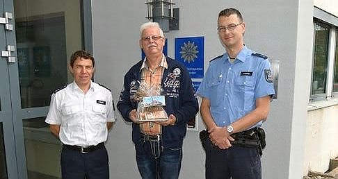 Bild: Anerkennung f&uuml;r couragierte Hilfe