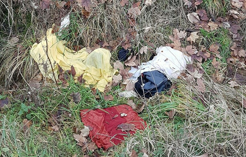 Bild: Vom Wanderweg zur M&uuml;lldeponie