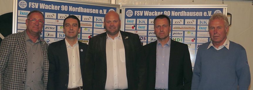 Bild: Das neue Pr&auml;sidium - von links: Uwe Rollfinke, Sven Pistorius, Nico Kleofas, Jens Ludwig und Hans-Joachim Junker