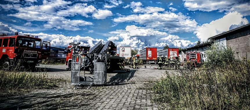 Bild: Gro&szlig;einsatz in Gro&szlig;wechsungen