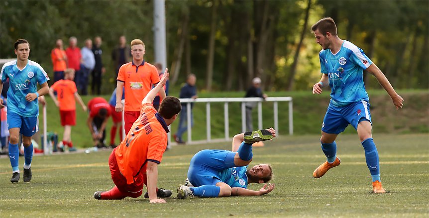 Bild: Foul von Hofmann (Eilenburg) gegen Sailer