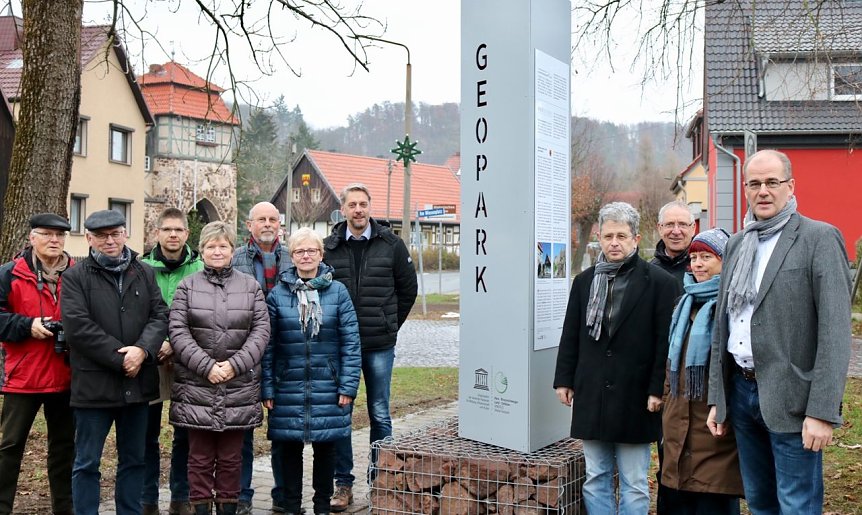 Bild: Stele in Neustadt