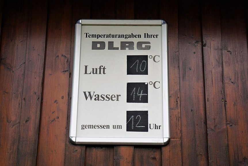 Bild: Schild am Eingang des Waldbades in Ellrich. 