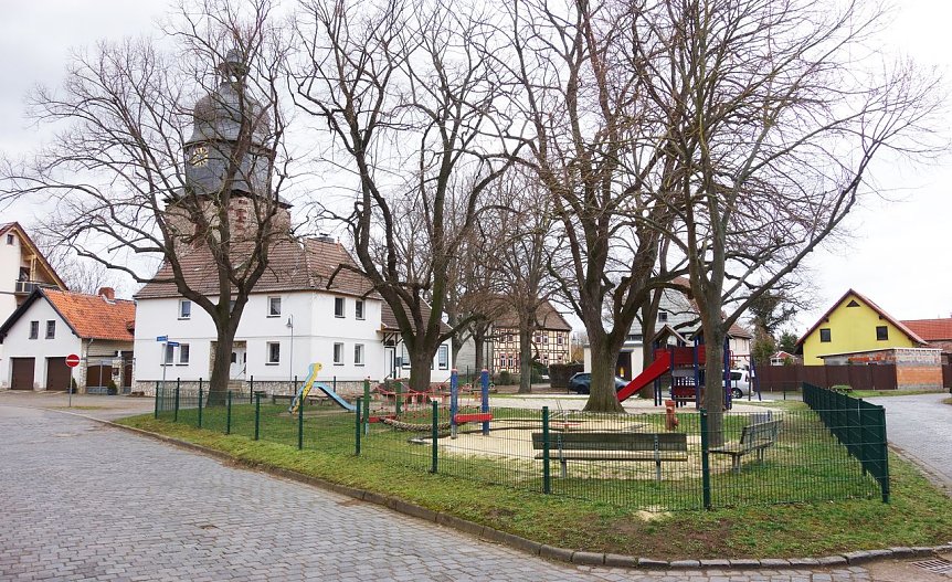 Bild: Spielplatz in der Ortsmitte