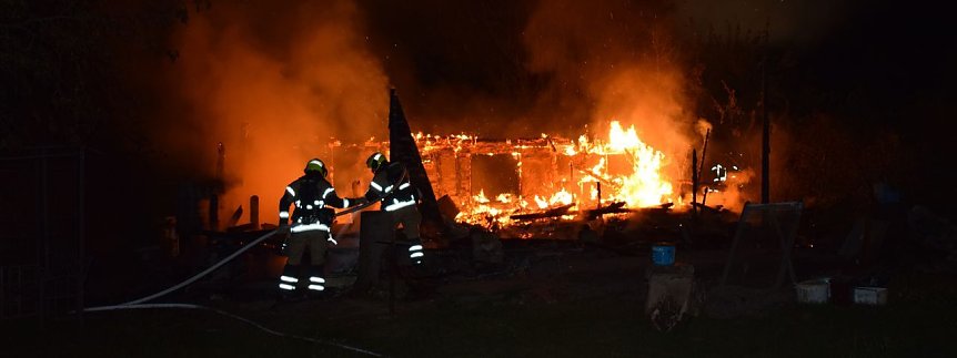 Bild: Gartenlaube abgebrannt