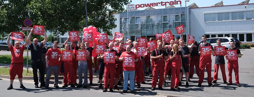 Bild: Aktionstag vor dem "Werktor"