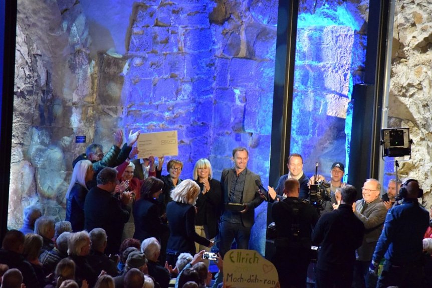 Bild: Das Team aus Ellrich vor der Johanniskirche. 