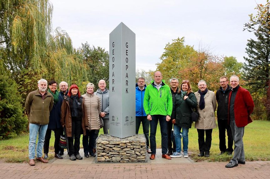 Bild: S&uuml;dlichste Stele eingeweiht