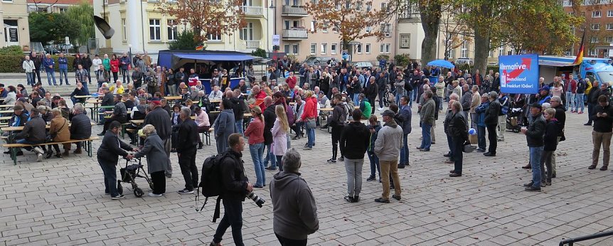 Bild: Blick auf den Theaterplatz