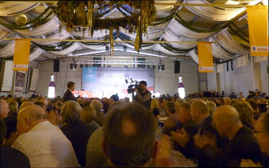 Bild: Blick in die Festhalle der Apoldaer Vereinsbrauerei