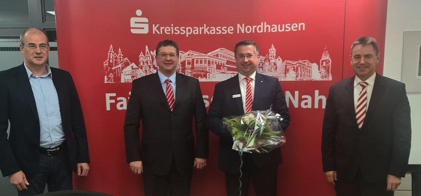 Bild: Von links: Landrat Matthias Jendricke, Thomas Seeber, Jan Oberb&uuml;chler und Wolfgang Asche