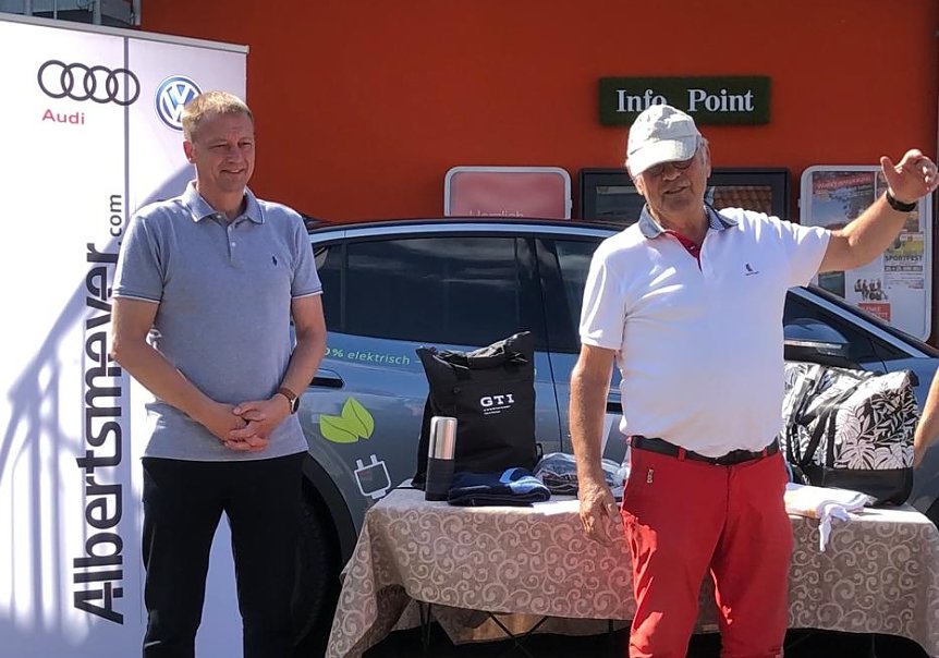 Bild: Das j&uuml;ngste Golfturnier in Neustadt fand unter der &Auml;gide des Autohauses Albertsmeyer statt
