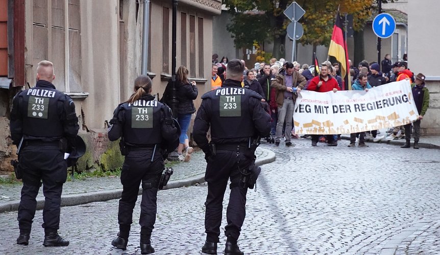 Bild: Demo durch Bleicherode wurde von der Polizei begleitet