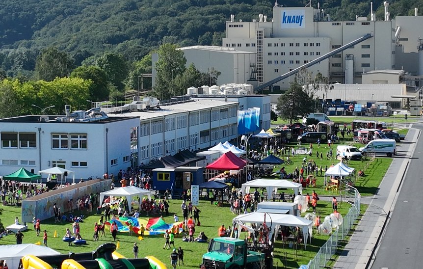 Bild: Kinderfest auf dem Werksgel&auml;nde in Rottleberode mit 1.200 Kindern