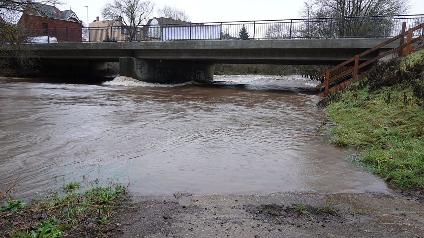 Bild: Die Zorge an der sanierten Br&uuml;cke in Nordhausen
