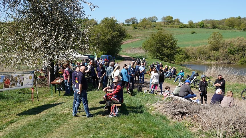 Bild: Streuosttag am Rosenteich