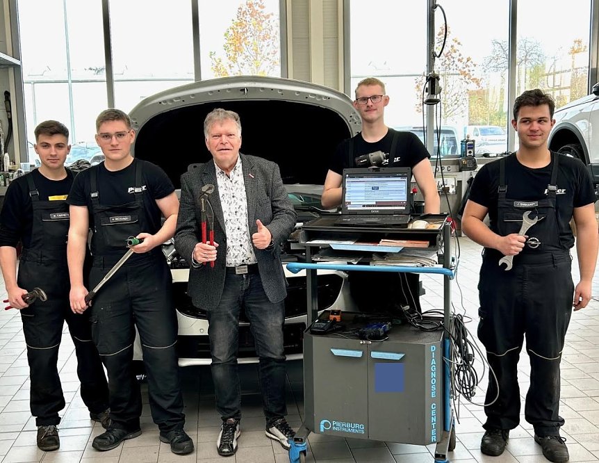 Bild: Die Autohaus Peter Gruppe l&auml;dt zum Tag der Ausbildung ein