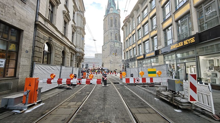 Bild: Halle an der Saale Weihnachten 2025 - willkommen im Hochsicherheitstrakt