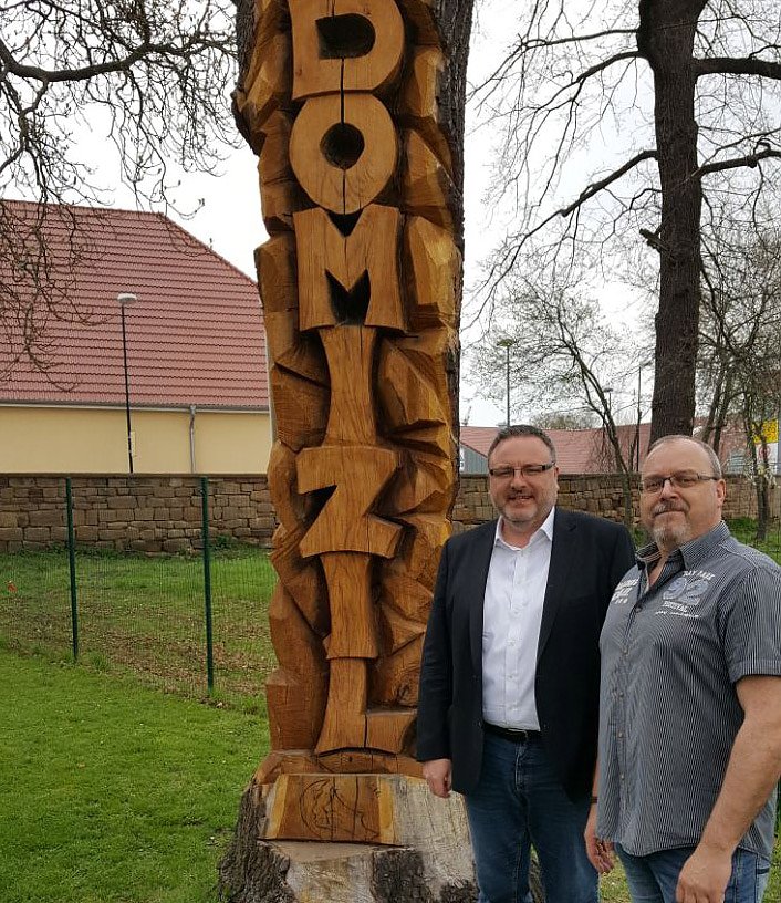 Bild: Politischer Dialog mit gutem Zweck