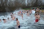 Eisbaden am Kiesteich (Foto: FHN) Eisbaden am Kiesteich (Foto: FHN)