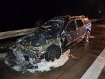 Auto brannte auf der Autobahn (Foto: BFW Nordhausen)