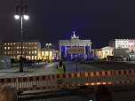 Die Mauer geht in die Luft (Foto: St. Nüßle)