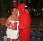 Der Weihnachtsmann zu Besuch in der Frauensauna des Nordh&auml;user Badehauses (Foto: Badehaus)