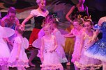 Der letzte Tanz des Jahres - die Eleven des Tanzstudio Radeva bei der Auff&uuml;hrung der Eisk&ouml;nigin im Nordh&auml;user Theater (Foto: Dimitar Radev)