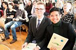 Die Absolventen des Studienkollegs erhielten heute ihre Zeugnisse (Foto: Angelo Glashagel)