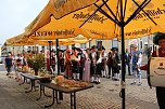 Hausm&auml;nner verk&uuml;nden wieder Er&ouml;ffnung des Bauernmarkts (Foto: Karl-Heinz Herrmann)