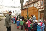 Vorbereitungen f&uuml;r den Handwerkermarkt vor der Blasii-Kirche (Foto: Angelo Glashagel)