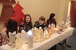 Volles Haus - der Weihnachtsbasar der Petersbergschule lockte jede Menge Besucher (Foto: Angelo Glashagel) Volles Haus - der Weihnachtsbasar der Petersbergschule lockte jede Menge Besucher (Foto: Angelo Glashagel)