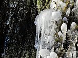 K&ouml;nigsh&uuml;tter Wasserfall zu Eis erstarrt (Foto: Peter Blei)