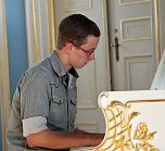 Beim Wettbewerb lauschen (Foto: Musikschule Sondershausen)