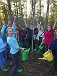 Ein Kind - ein Baum - Pflanzaktion auf dem Landgut Harz Rigi (Foto: Horizont e.V.)