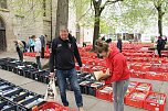 Bücherflohmarkt auf dem Blasii-Kirchplatz (Foto: agl)