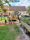 Arbeitseinsatz im Kindergarten Hohensteiner Burgspatzen (Foto: A.Levin)