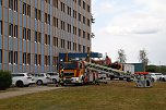 Auf dem Schachtbaugelände fand heute eine Großübung von Feuerwehr und Rettungskräften statt (Foto: agl)