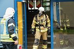 Auf dem Schachtbaugelände fand heute eine Großübung von Feuerwehr und Rettungskräften statt (Foto: agl)