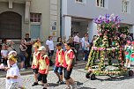 Festumzug zum Brunnenfest (Foto: oas)