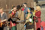 Mit einem phantastischen Spektakel und die Verabschiedung aller Akteure, endete das 28. Mittelalterfest von Bad Langensalza (Foto: Eva Maria Wiegand)