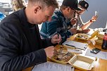 Grillmeisterschaft auf dem Parkdeck der Marktpassage (Foto: Sven Tetzel)