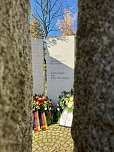 Kranzniederlegung zum Volkstrauertag am Hauptfriedhof von Sondershausen (Foto: Langhammer)