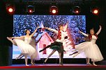 Weihnachtsballett mit den Eleven des Tanzstudios Radeva (Foto: H.Wernig)