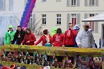 Ausgelassen und fröhlich feierten die Menschen am Rosenmontag in Sondershausen (Foto: Eva Maria Wiegand)