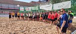 Freizeitturnier, 2 gegen 2 und 4 gegen 4 - insgesamt 120 Partien wurden beim 14. Stadtwerke-Beachcup ausgetragen (Foto: Stadtwerke Nordhausen)