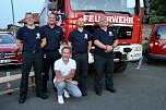 Bad Langensalzaer Bürgermeister (Mitte) mit Kameraden der Berufsfeuerwehr beim "ABBA Dream Tribune" Konzert auf dem Jahnplatz in Bad Langensalza (Foto: Eva Maria Wiegand)